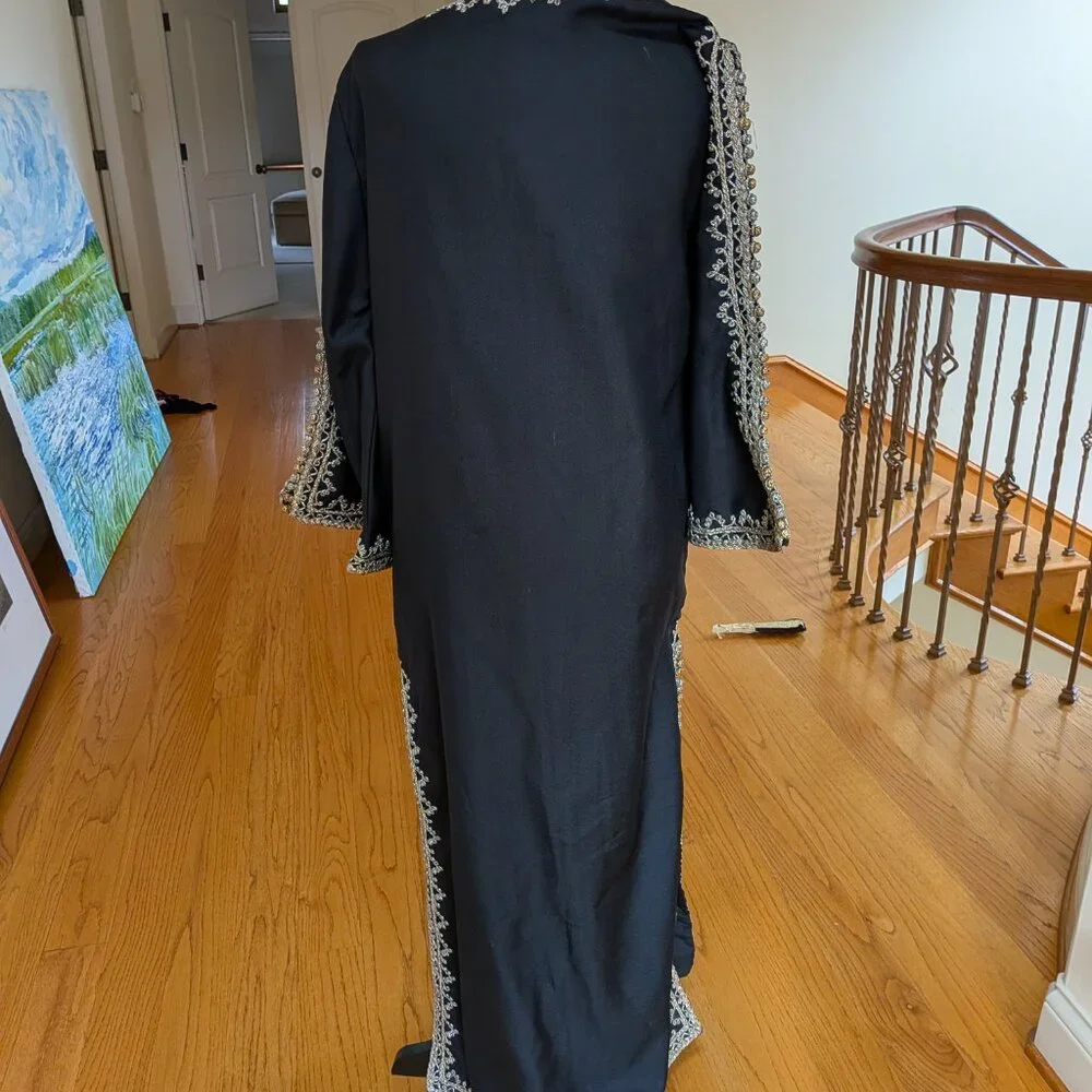Stunning Elegant Egyptian Dress/ Coat with Ornate Gold & Silver Embellishment - Picture 7 of 9